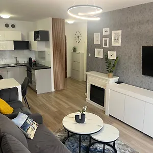 Solna 11a Z Garazem W Cenie Kołobrzeg